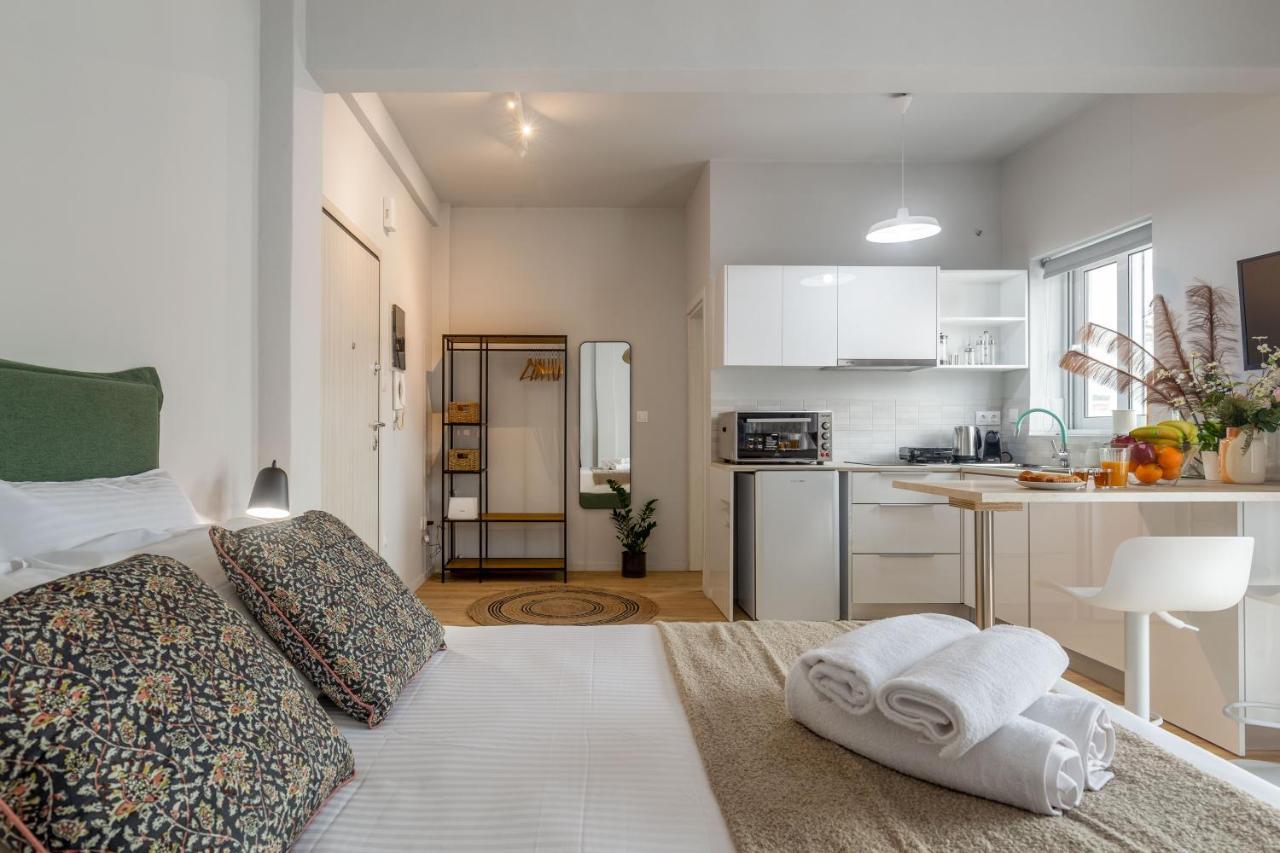 Holodek Apartments: Kallithea Atene Esterno foto