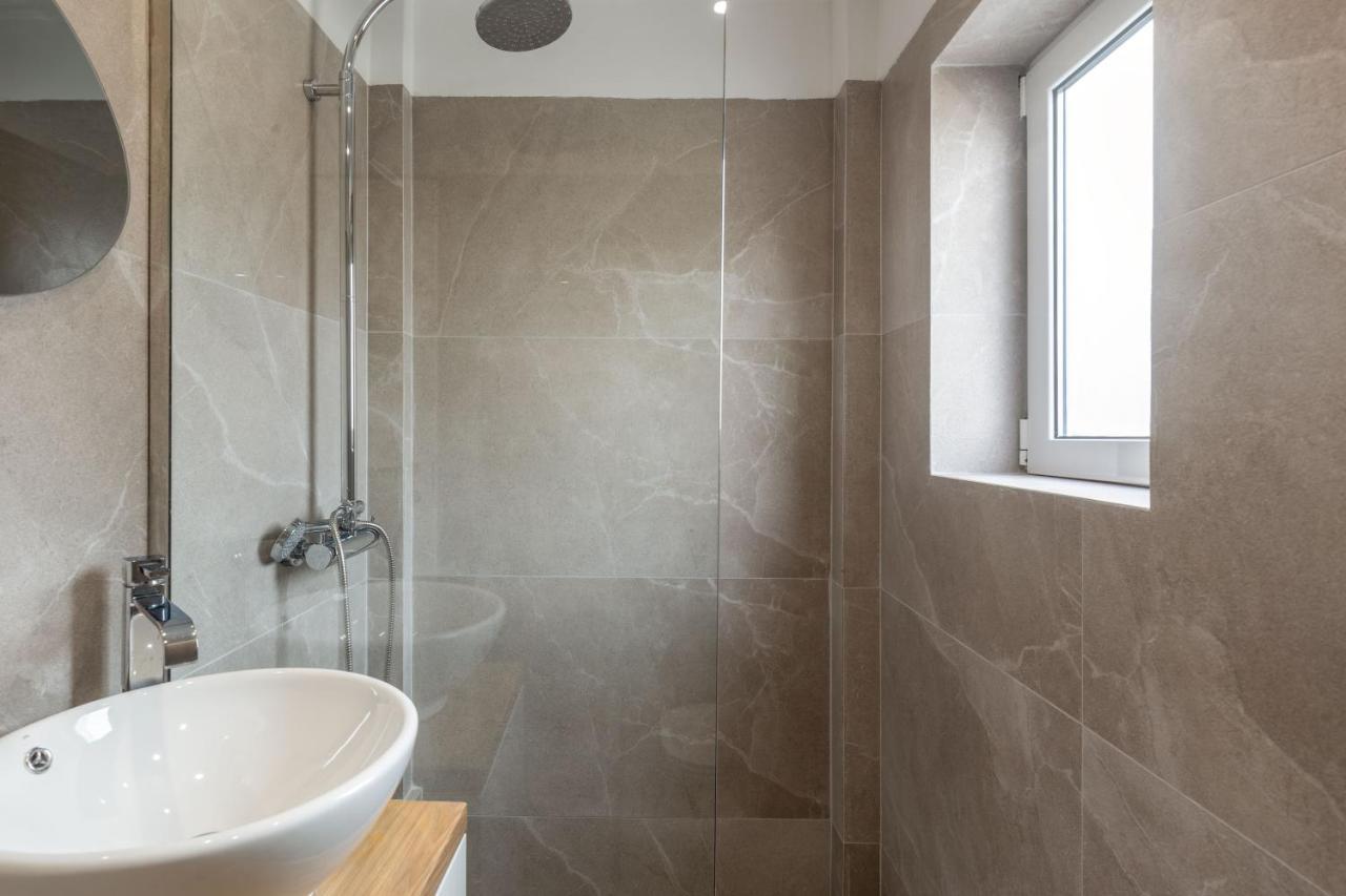 Holodek Apartments: Kallithea Atene Esterno foto