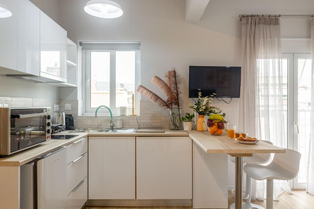 Holodek Apartments: Kallithea Atene Esterno foto